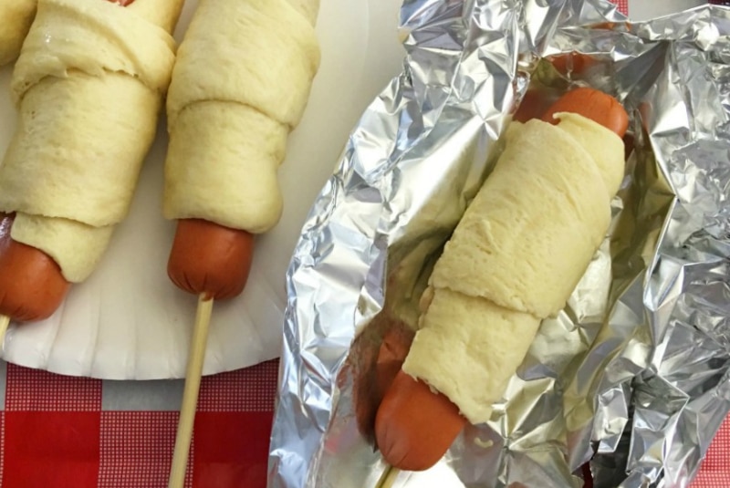 Sweet or smoked? 2 Mega Dimple Recipes of Hot Dogs on Skewers for the Most Delicious Picnic!