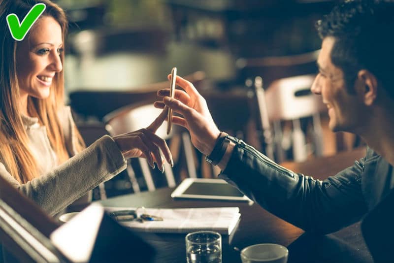 Daisies aside) These 12 signs speak of HIS love