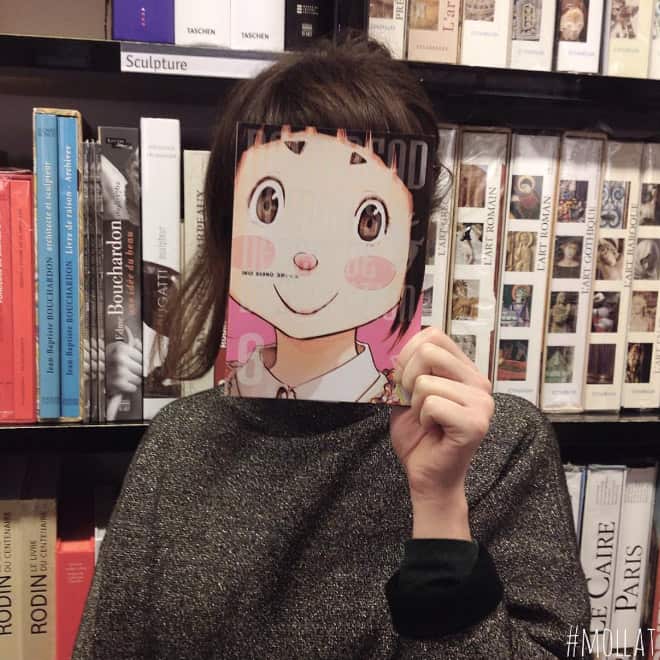 French Bookstore Librairie Mollat  Customers Strategically Posing With Perfectly Matching Book Covers