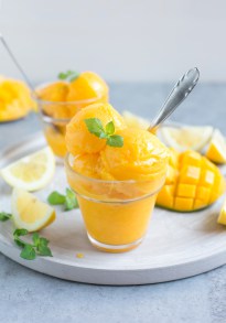 Vegan Mango Sorbet RECIPE ( Ready in 5 Min!) 5 Vegan Mango Sorbet RECIPE ( Ready in 5 Min!)