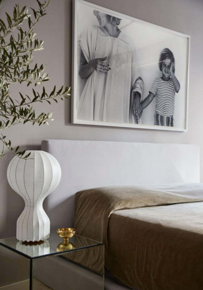 Bold Statement Artworks Instead of a Wall, a Gallery Wall.