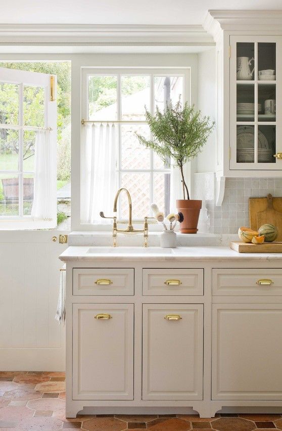 Trendy Terracotta Colour is Back & Timeless!