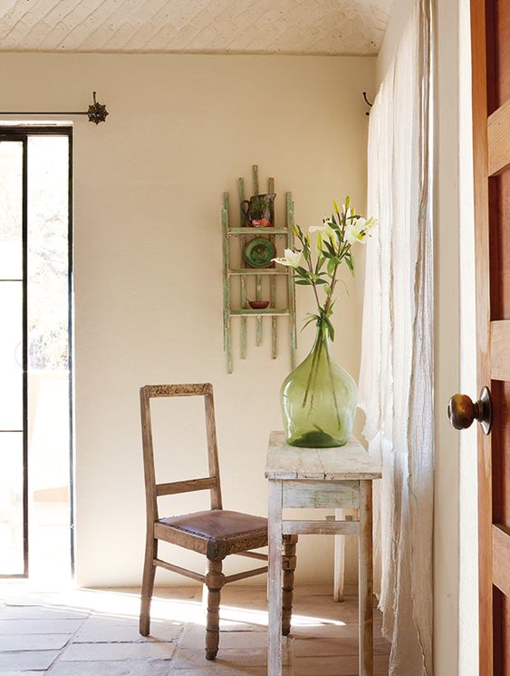 Trendy Terracotta Colour is Back & Timeless!