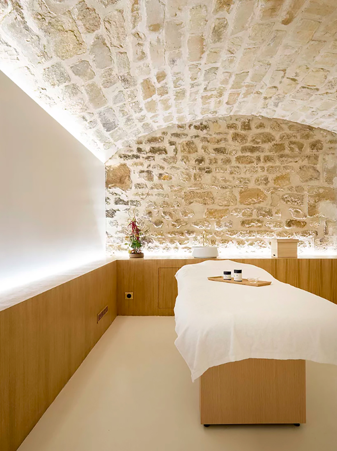 Japanese Cosmetics Brand EN Is Now in Paris &#8211; See Boutique&#8217;s Photos&#8230;