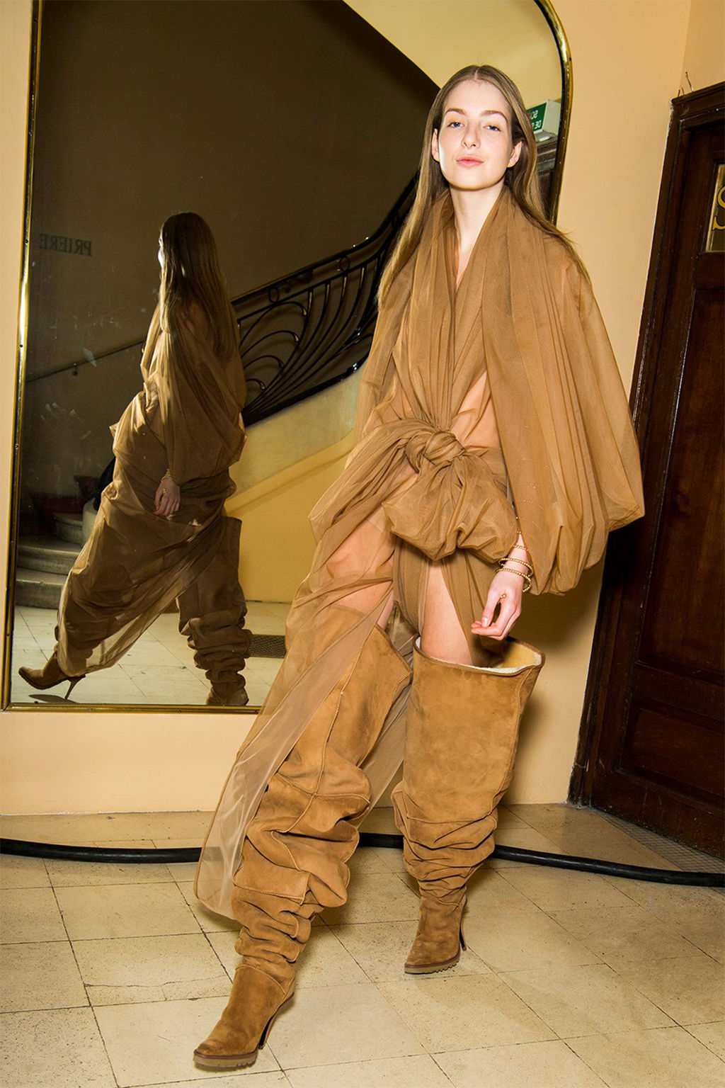 Fashion uggs Girls, New Trend of The Season – Huge Ugg