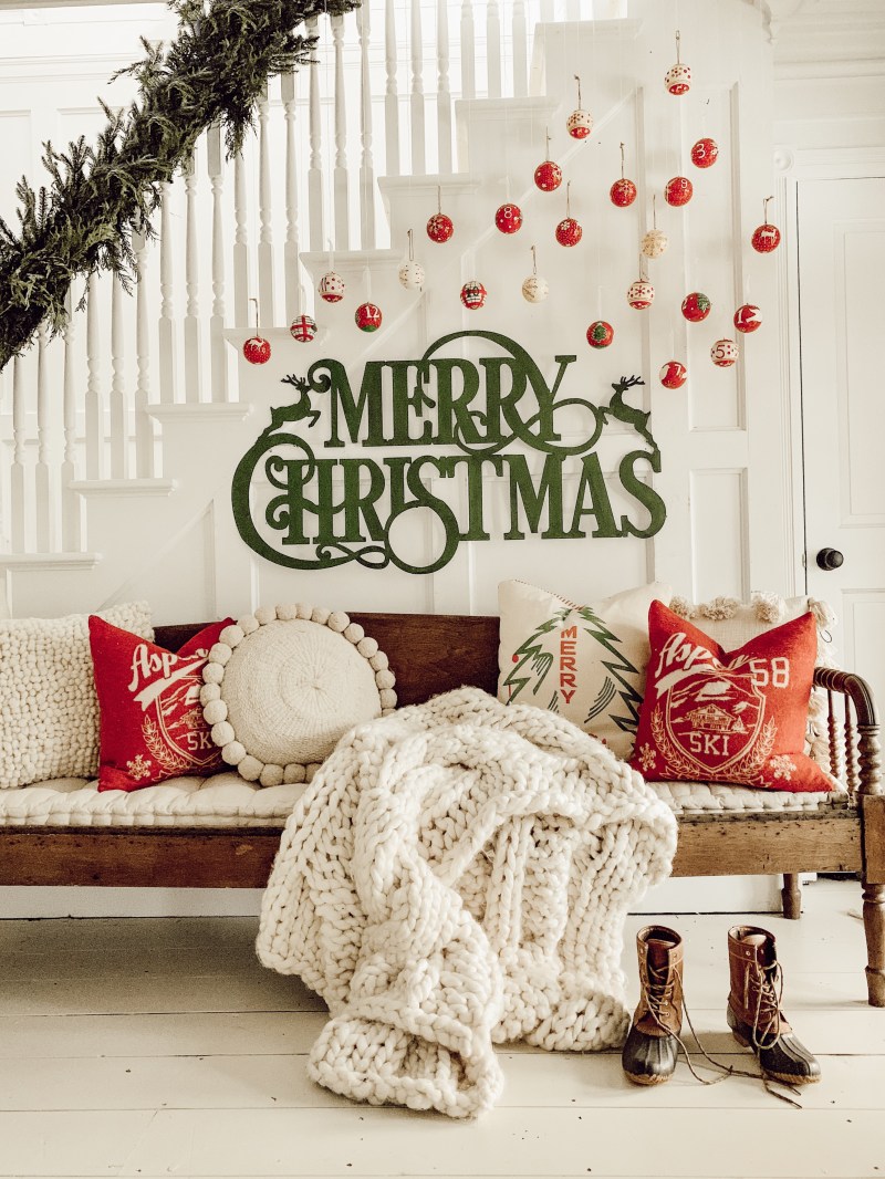 Diy Christmas Gallery Wall Furilia Your Daily Fix In