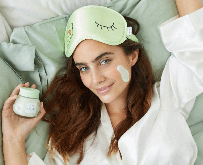 Do You Have Flaky Skin? Here is How To Save It From Cold!