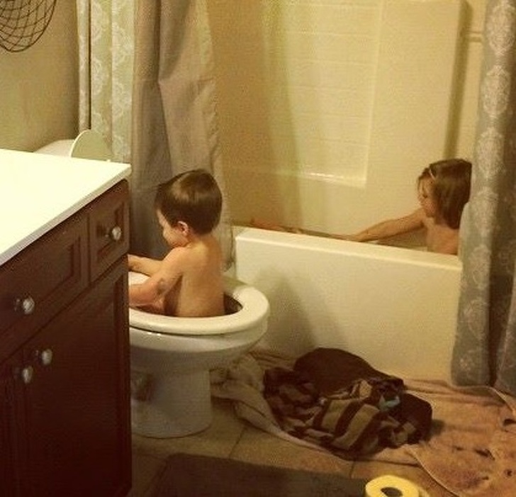 Kids games Children, Like No Other, Can Instantly Cheer Us Up! 10 Kids Very Funny Photo