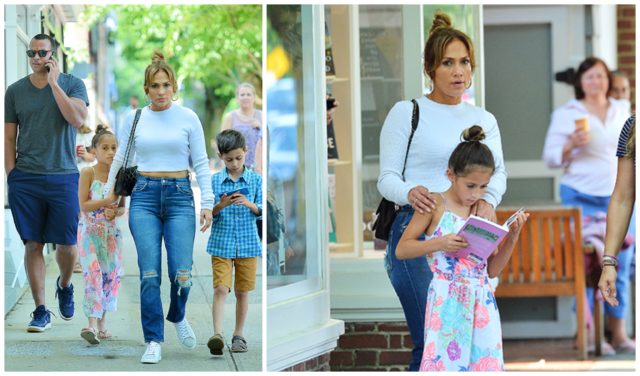 Family Weekdays In Star-like or Famous Moms With Their Children