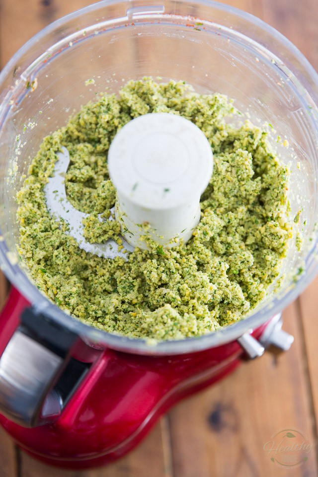 Delicious Falafel with Garlic Tahini Sauce Recipe