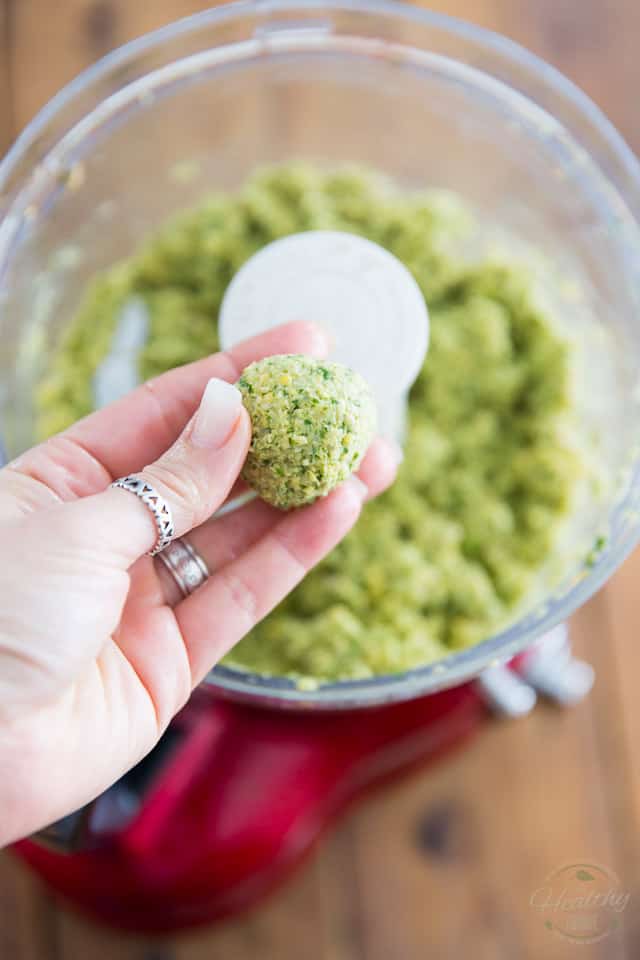 Delicious Falafel with Garlic Tahini Sauce Recipe