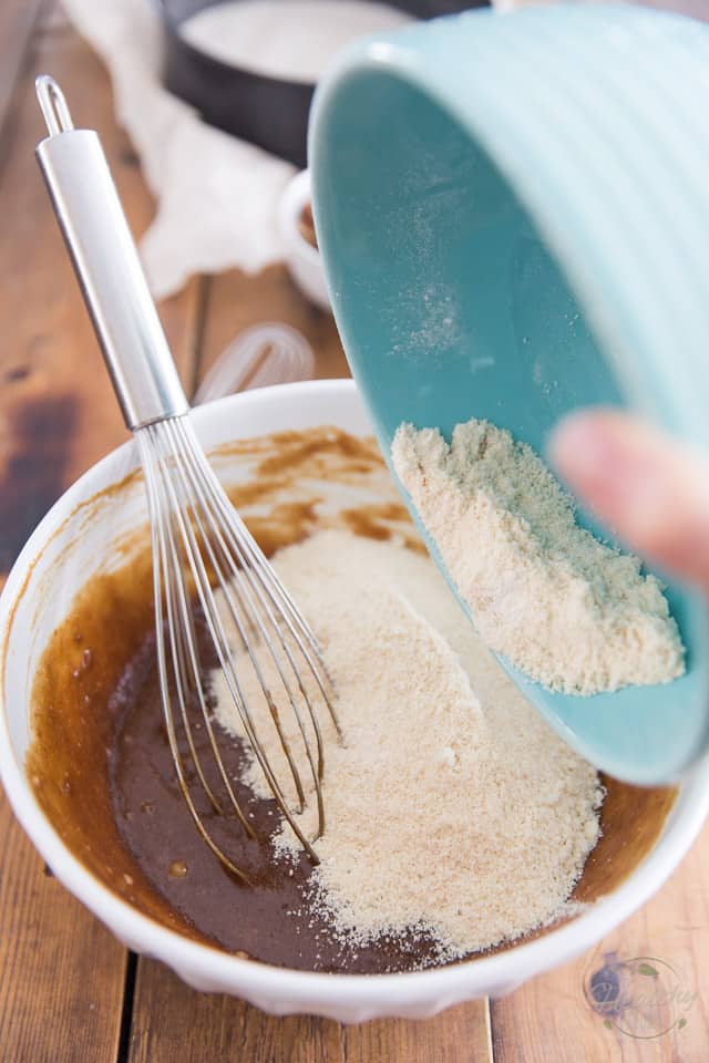 Dreamy Vegan Date and Coconut Cake Recipe