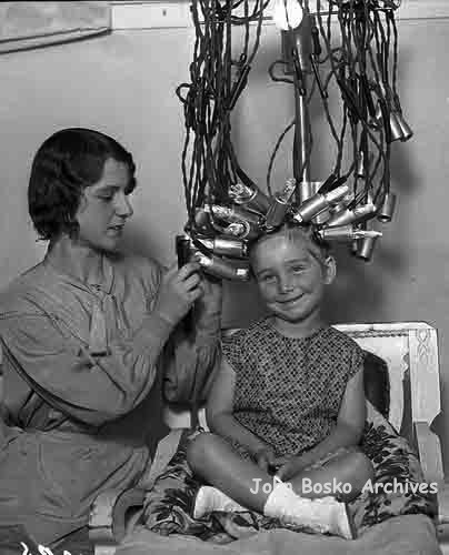 11 Unique Photos From the 20th Century: &#8220;Thank God, THIS is in the past!&#8221;