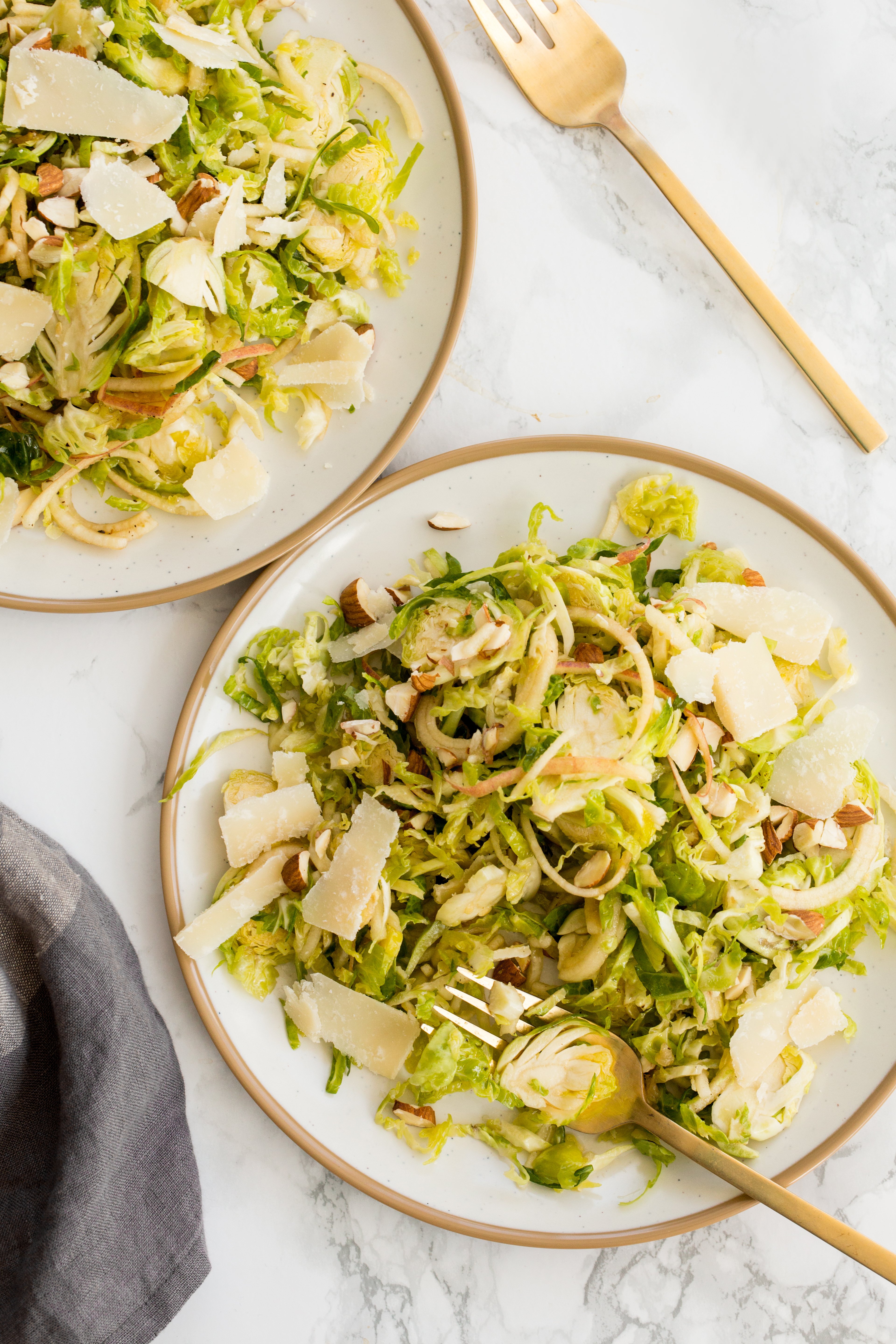 Sweet and Crunchy Brussels Sprouts and Apple Salad RECIPE