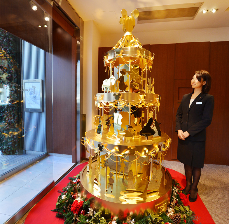 Jewelry Store Ginza Tanaka 10 Most Expensive Christmas Trees