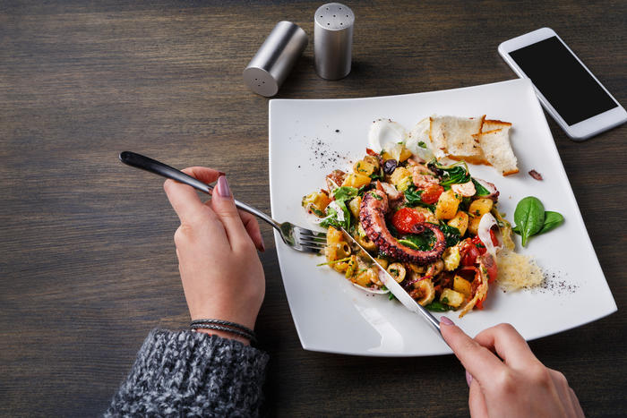What To Cook With Squid Meat? Yummy Squid Salad, Squid Pasta And Braised Squid Recipes