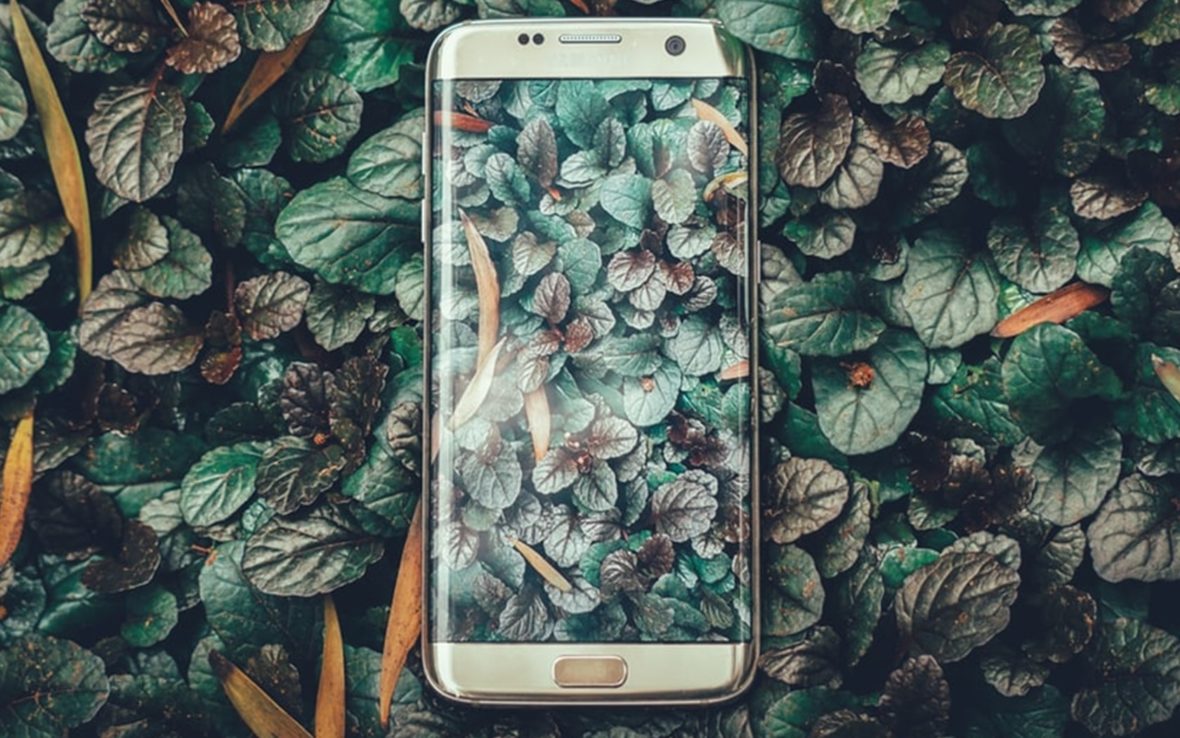 What Does Your Smartphone Know About You? The Dangers Of Media 4 What Does Your Smartphone Know About You? The Dangers Of Media
