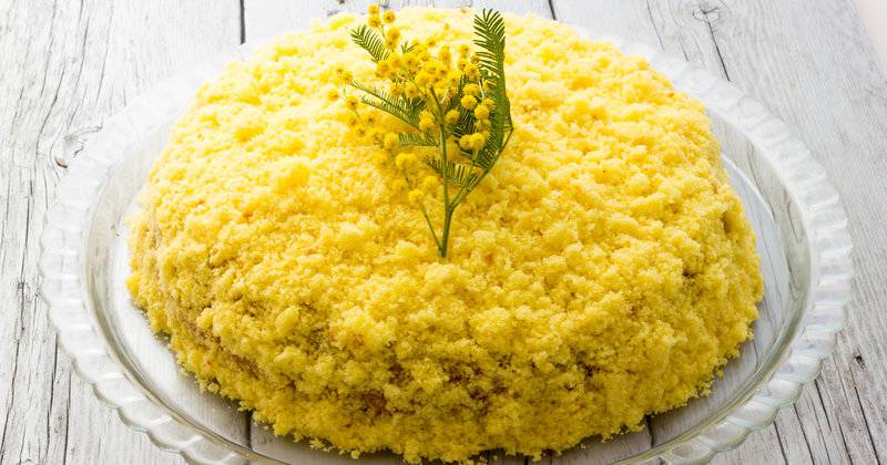 Tempting Traditional Italian Mimosa Cake Recipe