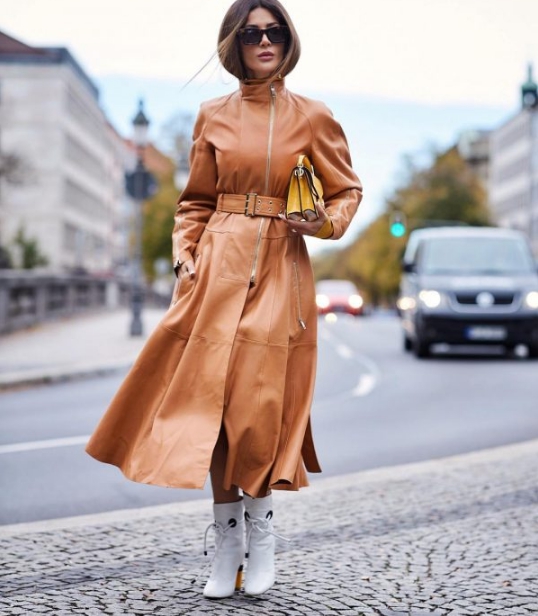 Which Chic &#038; Stunning Trench Coats Are In Fashion In the Spring-Autumn 2020 Season?