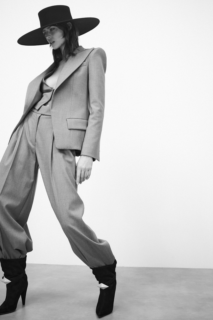 Alexandre Vauthier A new look at femininity in the Alexandre Vauthier fall-winter 2020 collection