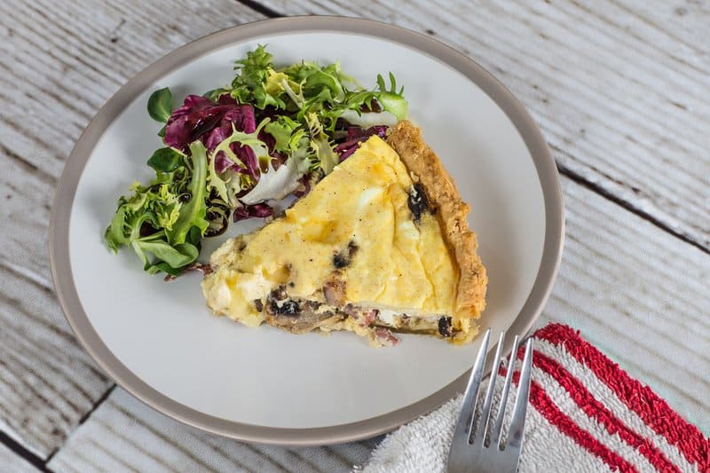 Step-by-Step Recipe Of The Day: yummy tart with mushrooms and caramelized onions!