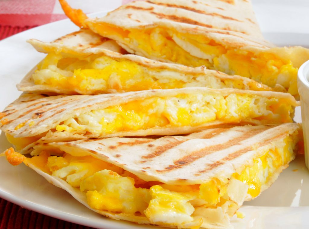 Top 4 Yummy Omelette Recipes to Beautify Your Family Breakfast 4 Top 4 Yummy Omelette Recipes to Beautify Your Family Breakfast