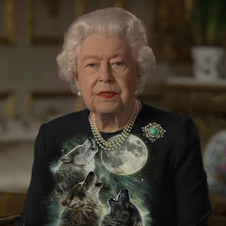 Queen wears green dress and unleashes Photoshop battle. Best Queen meme!