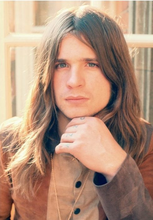 21 photos of celebrities being ordinary people like you