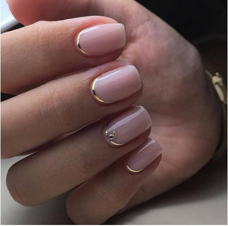 Manicure ideas that are easy to replicate at home