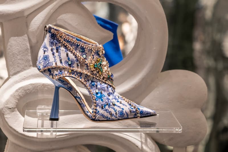 the whole world Chooses Jimmy Choo