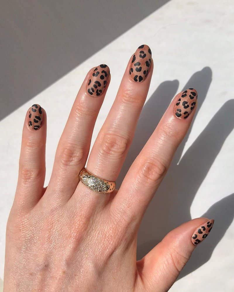 Matte manicure 2020: top 18 beautiful Manicure ideas for autumn 3 Matte manicure 2020: top 18 beautiful Manicure ideas for autumn
