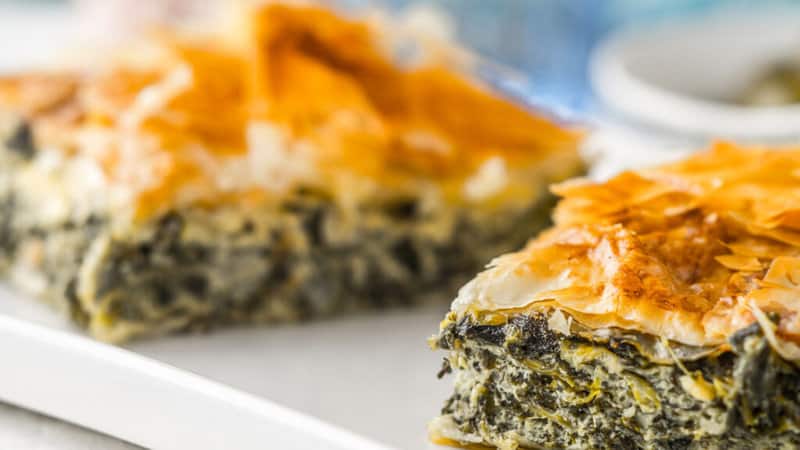 Surprise Friends with filo dough spinach pie Recipe