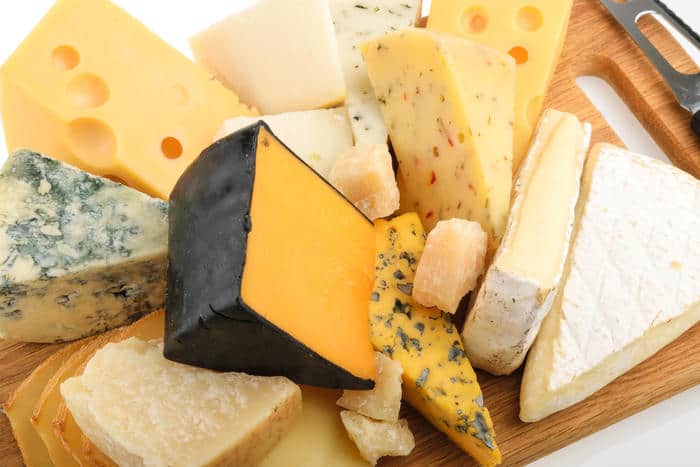 Myths about cheese. Where is the truth and where is the lie 3 Myths about cheese. Where is the truth and where is the lie